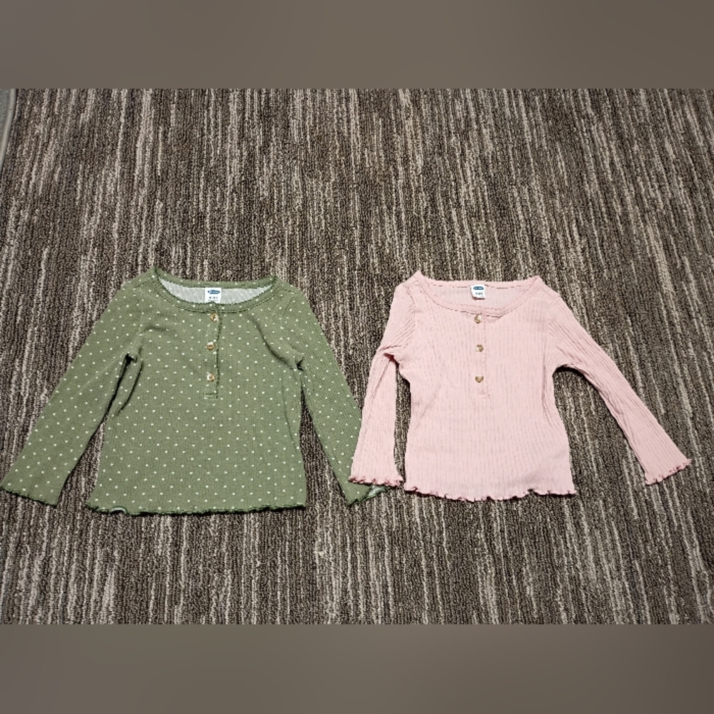 Old Navy Ribbed Long Sleeve Tops Set Of 2 Green and Pink 18-24 Months